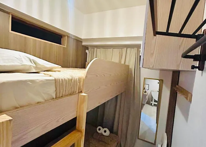 Smdc Coast Residences Joyartify Staycation アパート